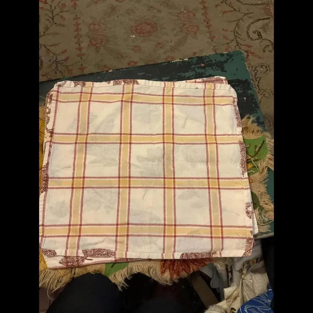 Autumn Leaf Print Fabric Napkins Vintage style (4)